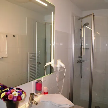 Muhve In Hotell